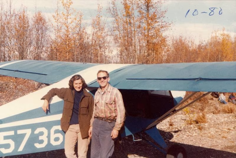 photo of Jim & his wife with their airplane